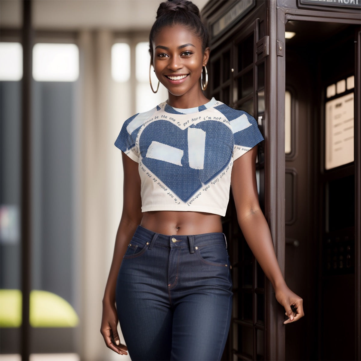Women's Microfiber Raglan Cropped T-shirt with Breathable Fabric and Stylish Design