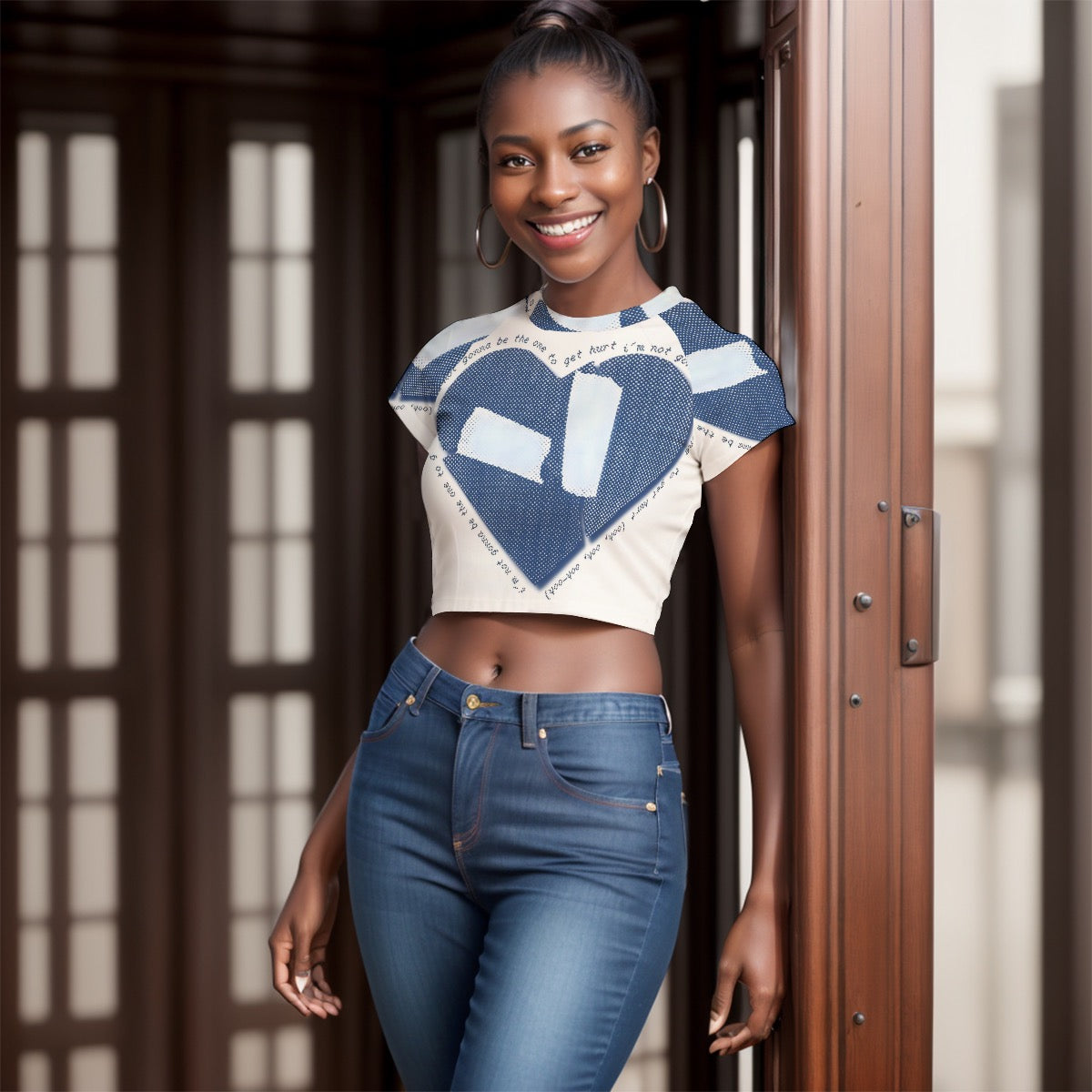 Women's Microfiber Raglan Cropped T-shirt with Breathable Fabric and Stylish Design